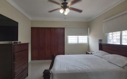 RENTO APARTAMENTO EN TORRE TRADICIONAL EN EL SECTOR GALA