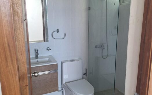 VENDO APARTAMENTO ES UN 4 PISO EN MIRAMAR AVENIDAD INDEPENDENCIA